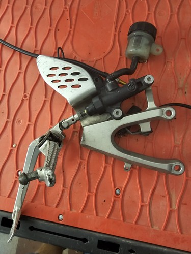 Fußrastenhalter yamaha yzf - fußrastenhalter,